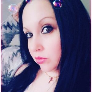 Meet your Posher, Dori